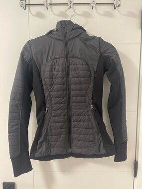 Lululemon First Mile Hooded Jacket Black Size 2